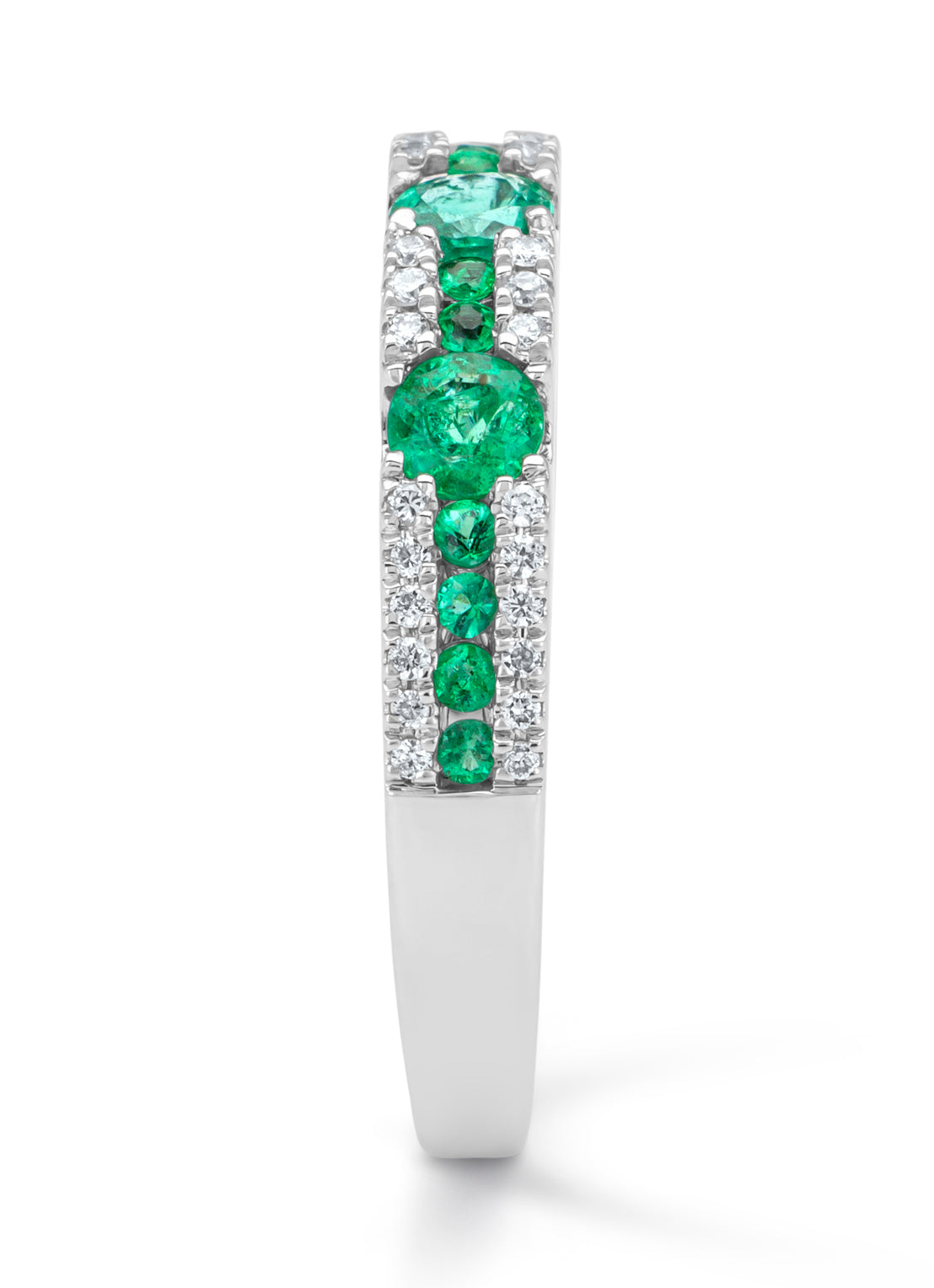 Witgouden ring, 0.57 ct smaragd, Majestic