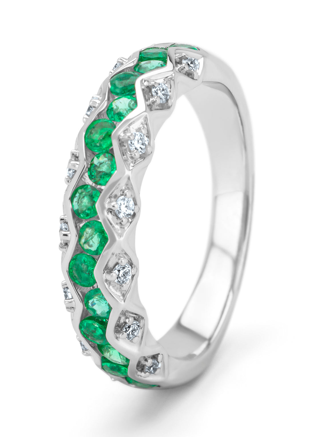 Witgouden ring, 0.57 ct smaragd, Majestic