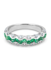Witgouden ring, 0.57 ct smaragd, Majestic