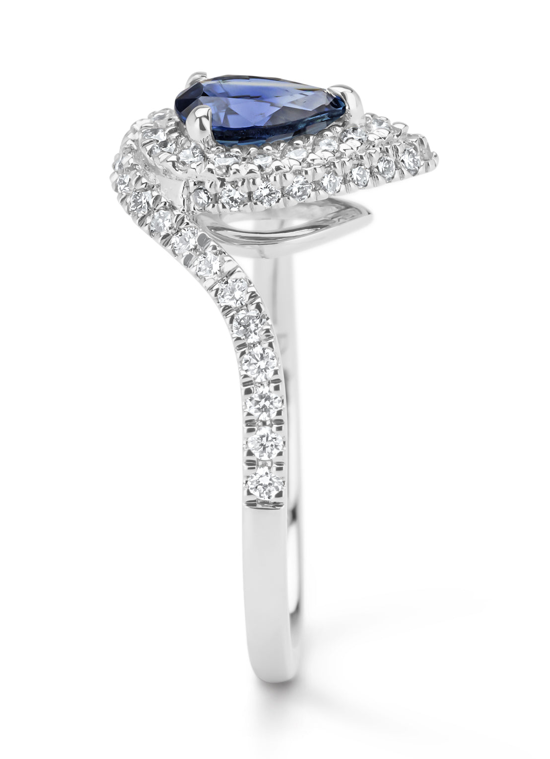 White gold ring, 0.86 CT Blue Sapphire, Majestic