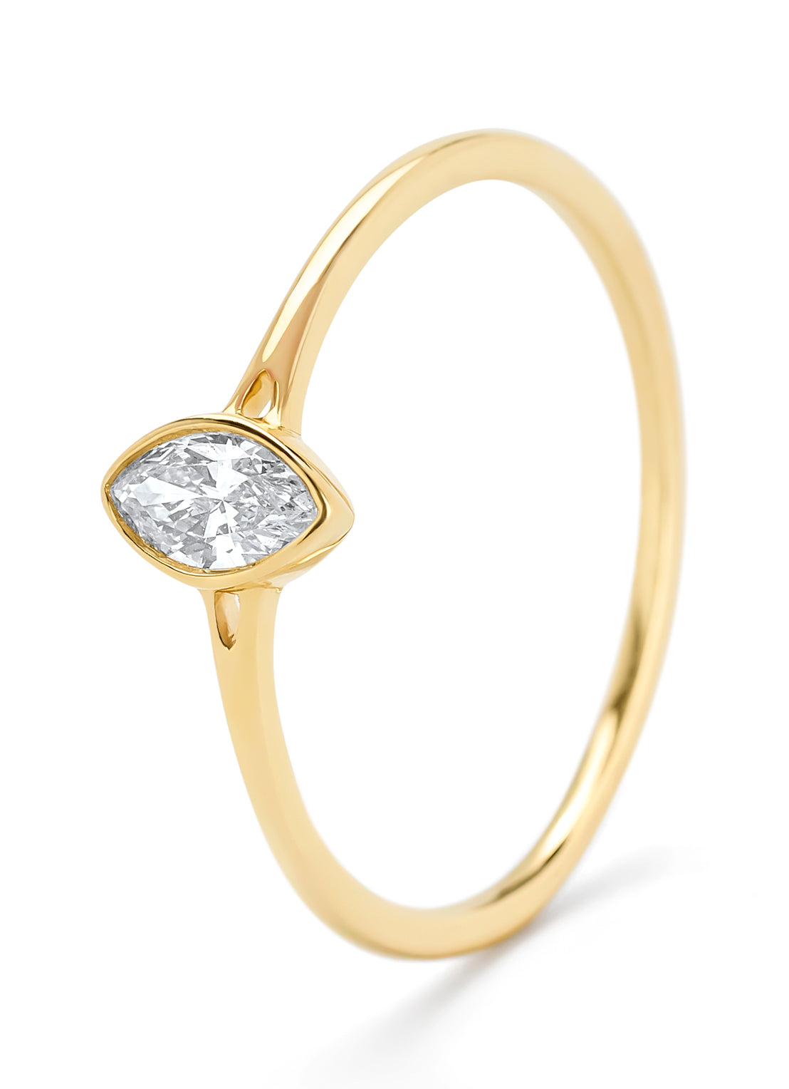 Yellow gold ring, 0.20 ct diamond, Starlight