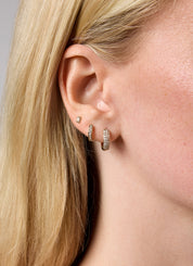 Yellow gold earring, 0.25 ct diamond, Caviar