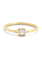 Yellow gold ring, 0.20 ct diamond, Starlight