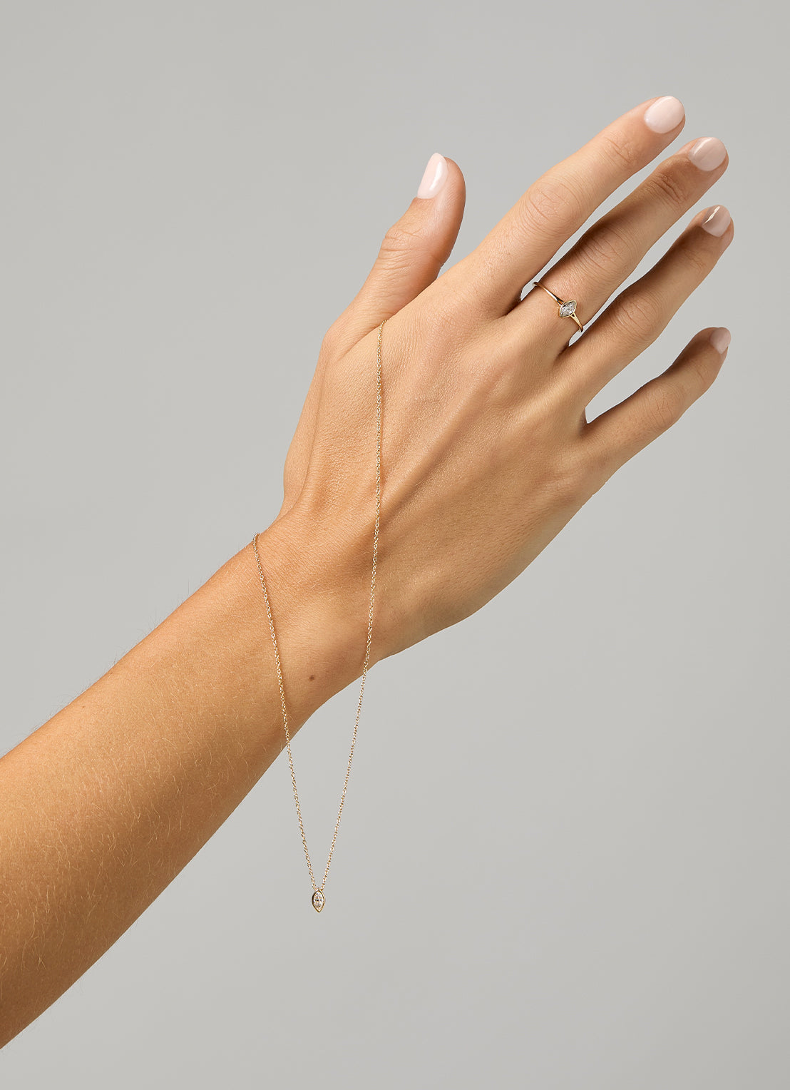 Yellow gold necklace, 0.22 ct diamond, Starlight