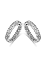 White gold ear jewelry, 2.22 ct diamond, caviar