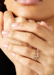 Yellow gold ring, 0.05 ct diamond, joy