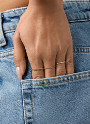 Yellow gold ring, 0.06 ct diamond, joy