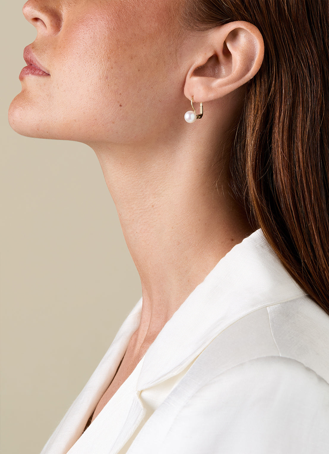 Yellow gold pearl ear jewelry rivièra