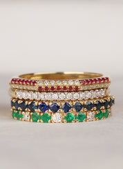 Yellow gold ring, 0.37 ct blue sapphire, ensemble