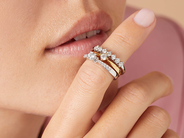 diamanten_ringen_533497fa-b42c-47d3-ae41-edf24df4fb96.png