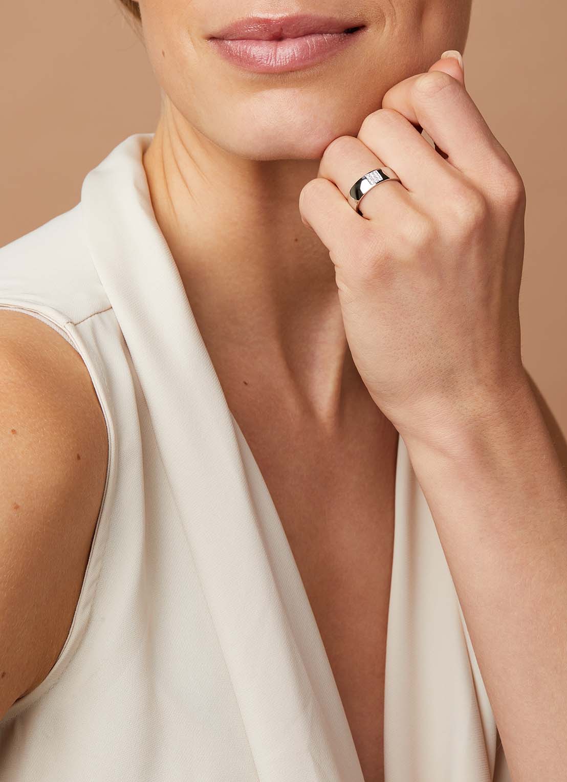 Witgouden 14 kt trouwring, Wedding