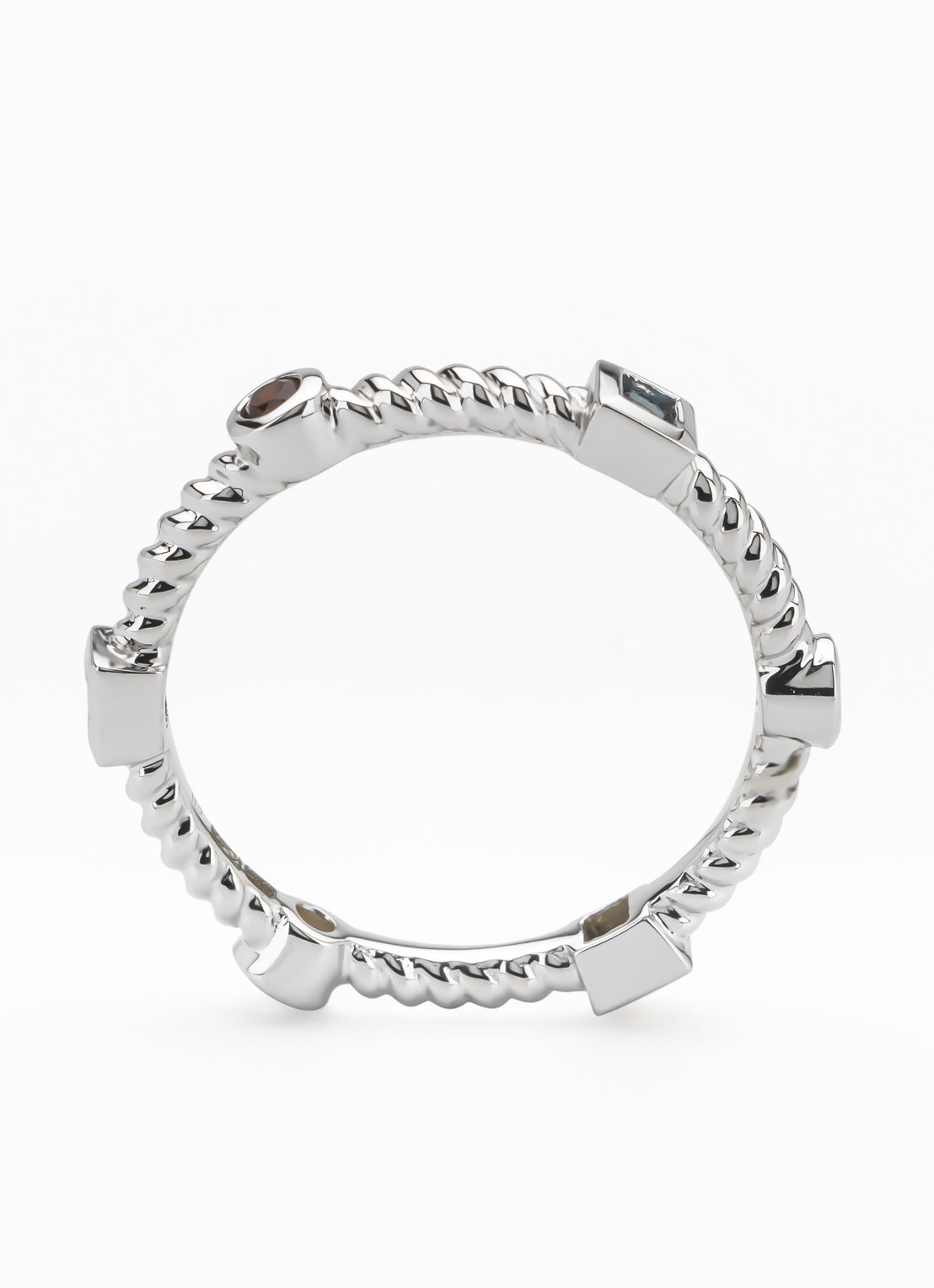 Witgouden ring, 0.04 ct citrien, Ensemble