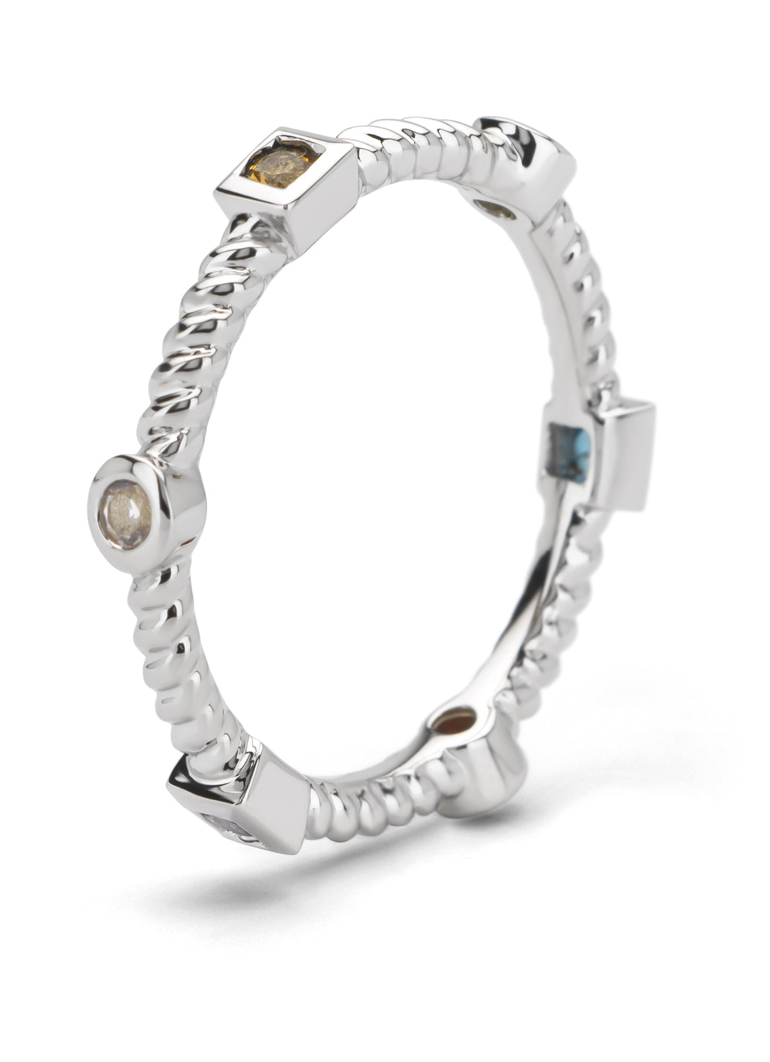 Witgouden ring, 0.04 ct citrien, Ensemble