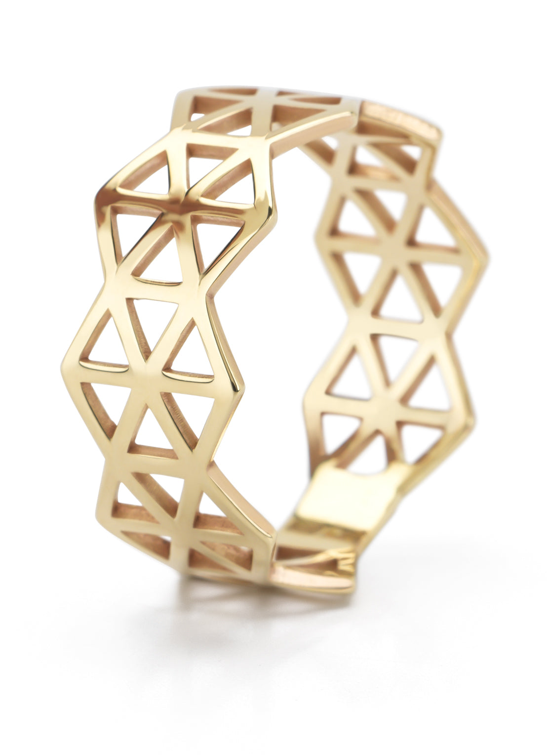 Yellow gold ring marigold