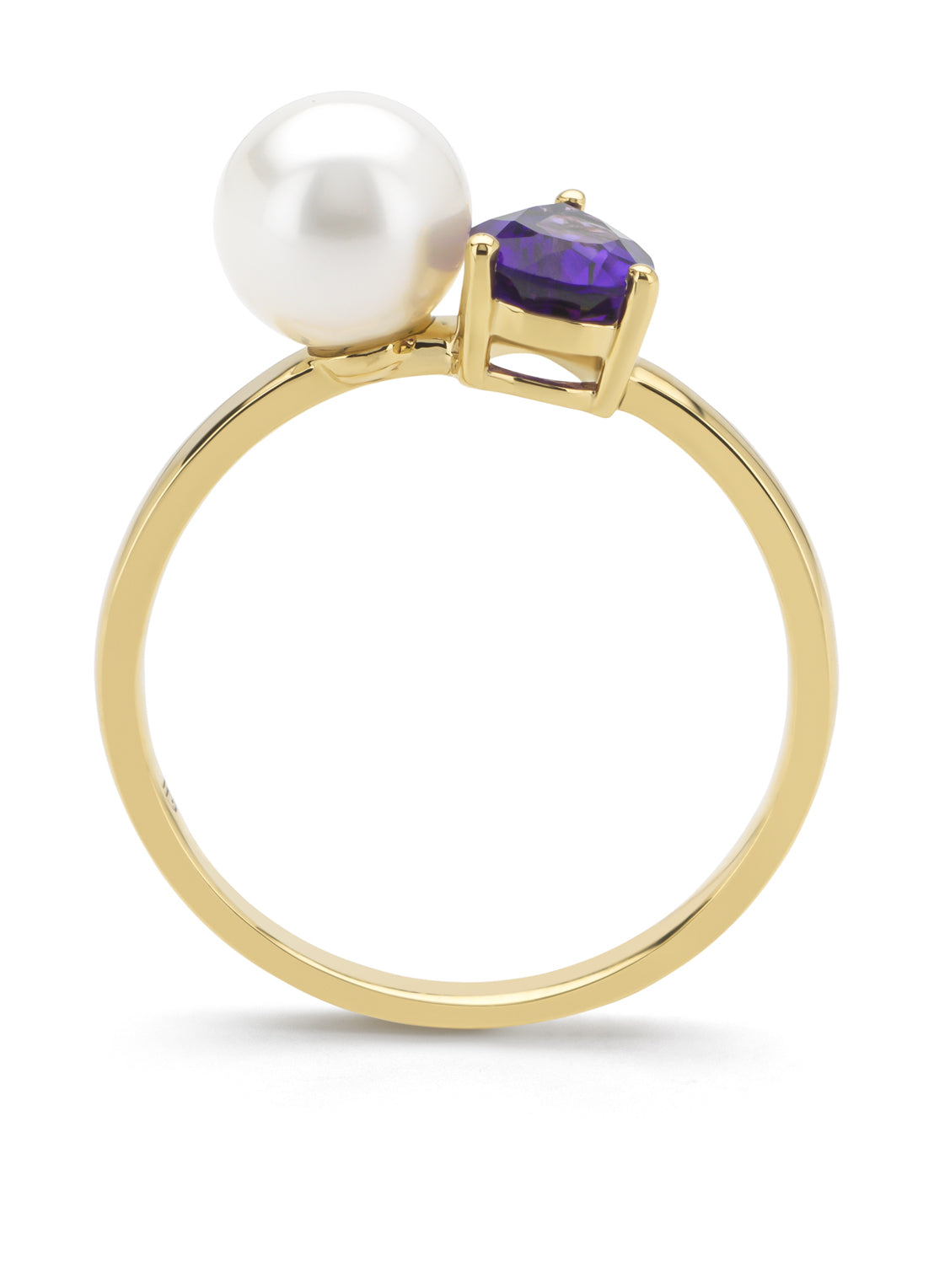 Yellow gold ring, 0.63 ct purple amethist, rivièra