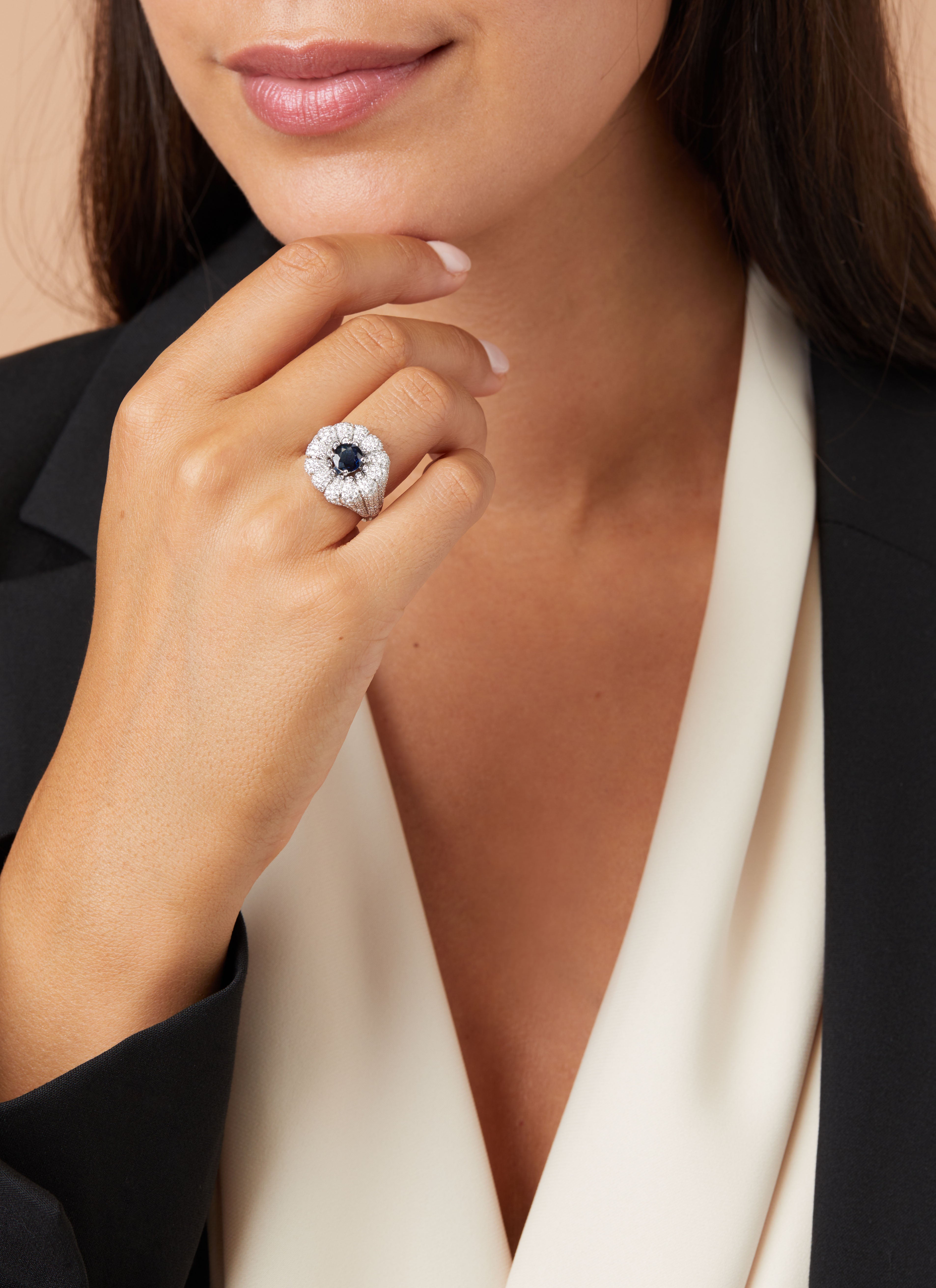 Witgouden ring, 1.06 ct blauwe saffier, Gallery