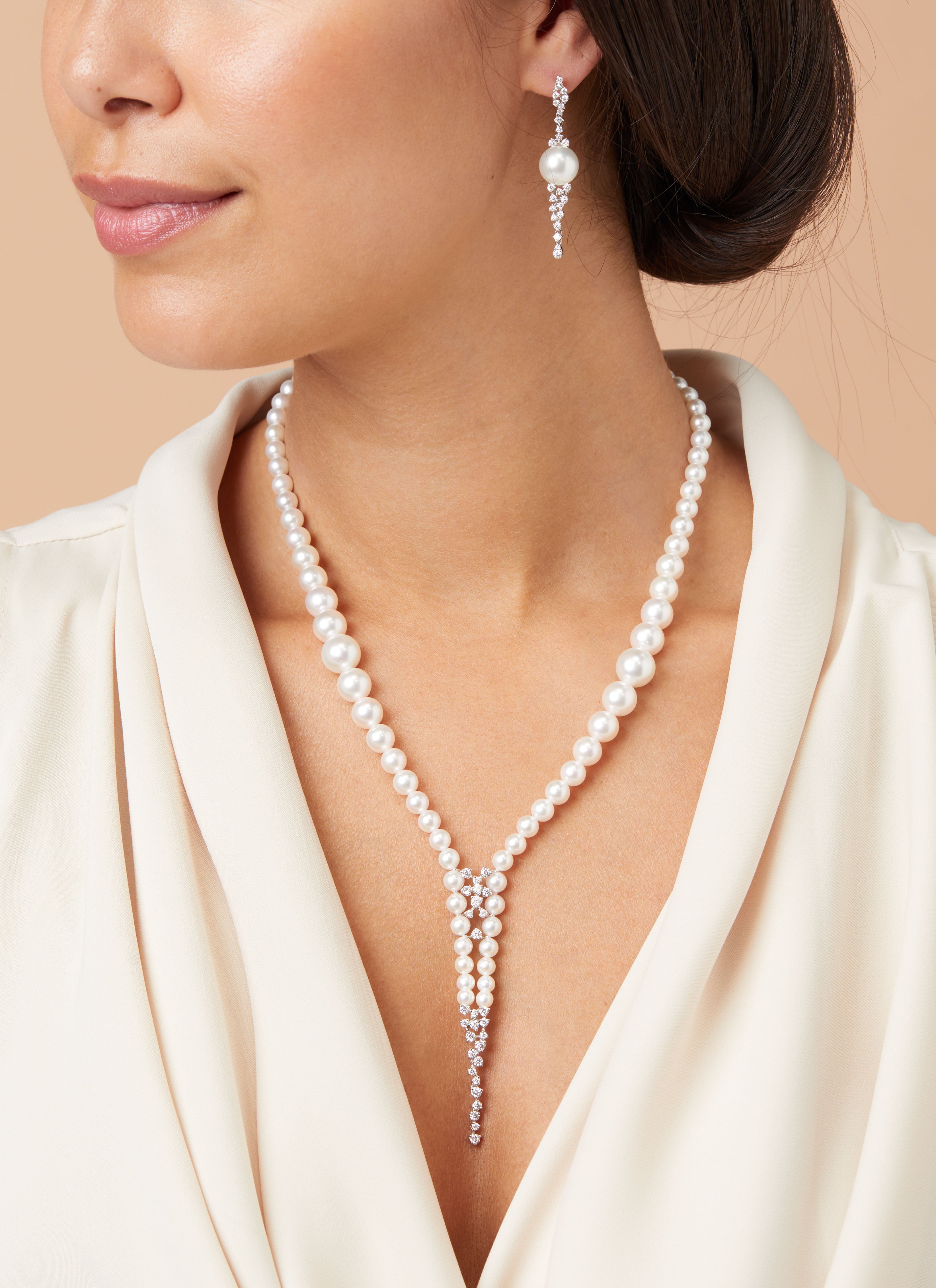 White gold necklace, 1.33 ct diamond, Gallery