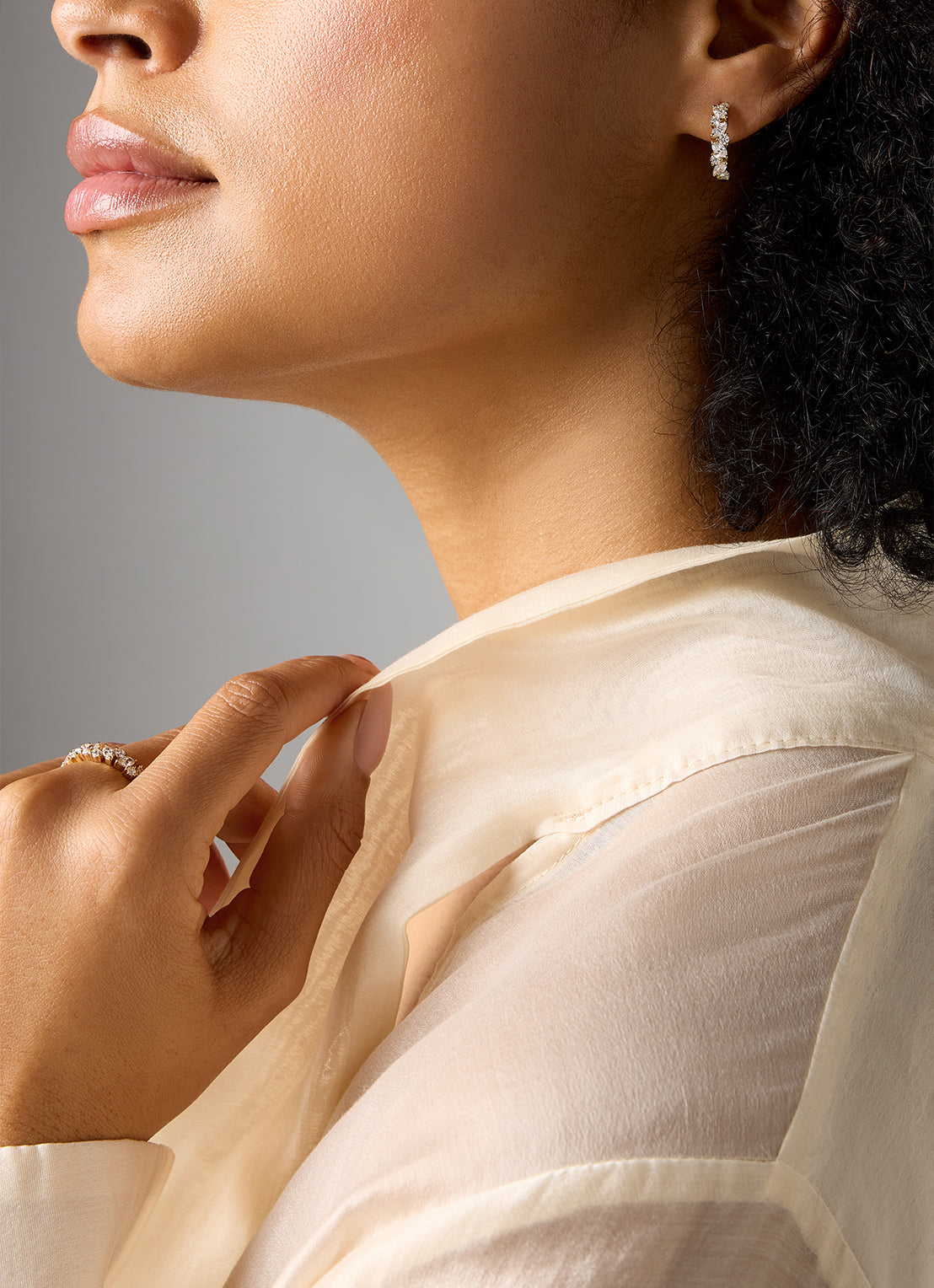 Geelgouden oorsieraden, 0.99 ct diamant, Petite Romance