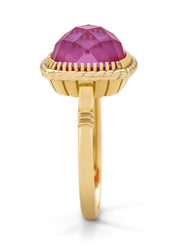 Yellow gold ring, amethyst with mother -of -pearl and red agate, velvet