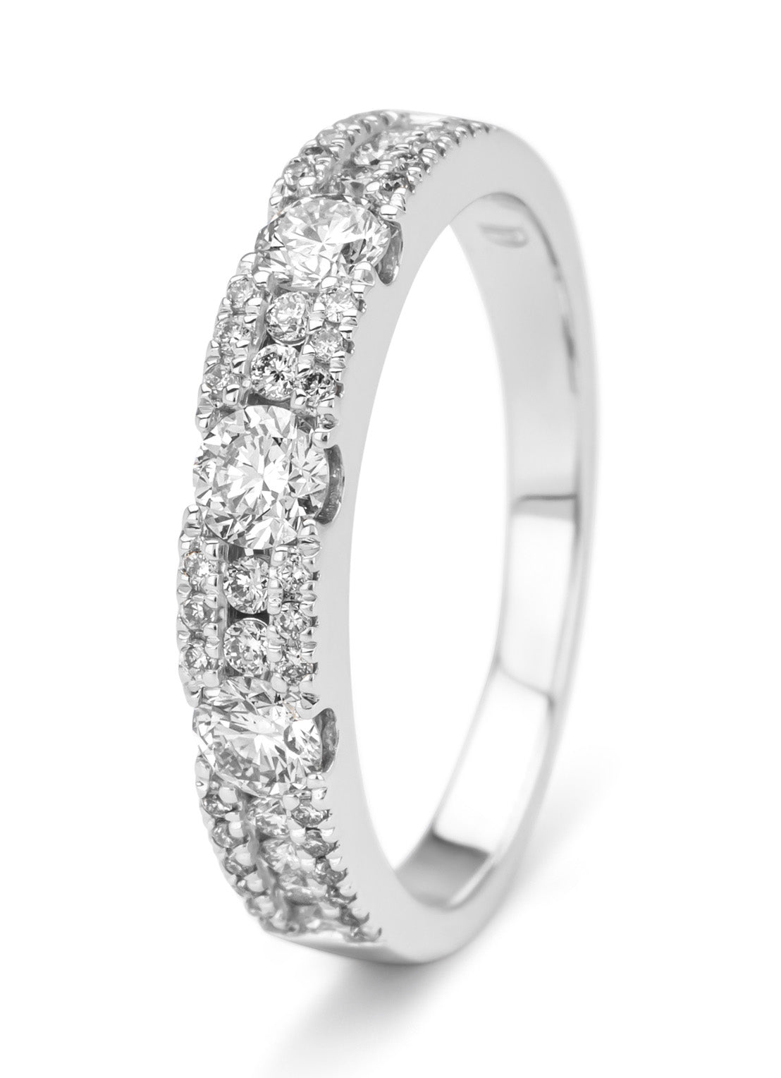 Witgouden ring, 0.70 ct diamant, Majestic