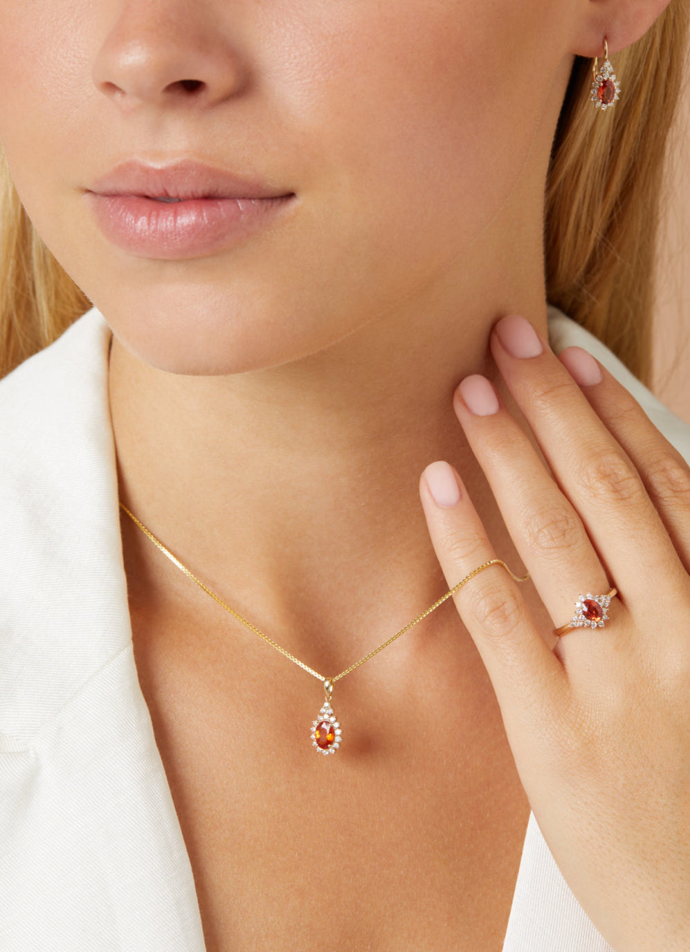 Geelgouden ring, 0.60 ct oranje saffier ( bew, Eden