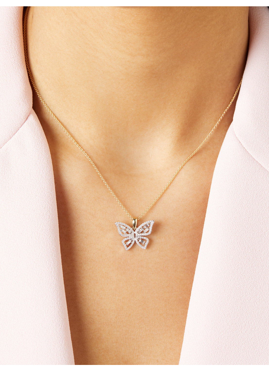 Gouden vlinder hanger met 0.39 ct diamant uit de Butterfly sieraden collectie