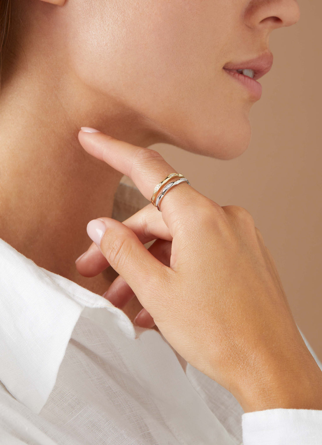 White gold ring, 0.03 ct diamond, Ensemble