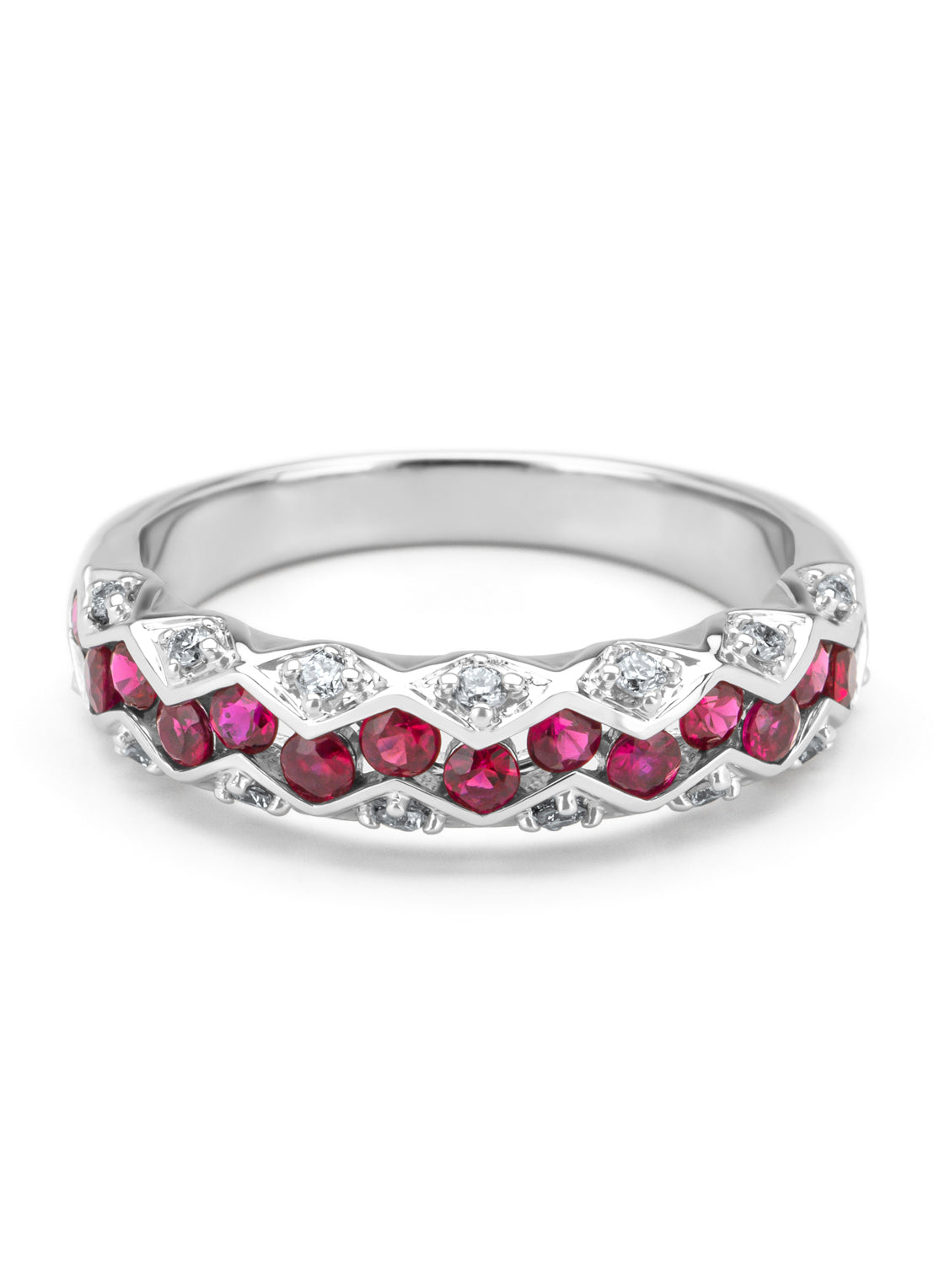 White gold ring, 0.68 CT Robijn, Majestic