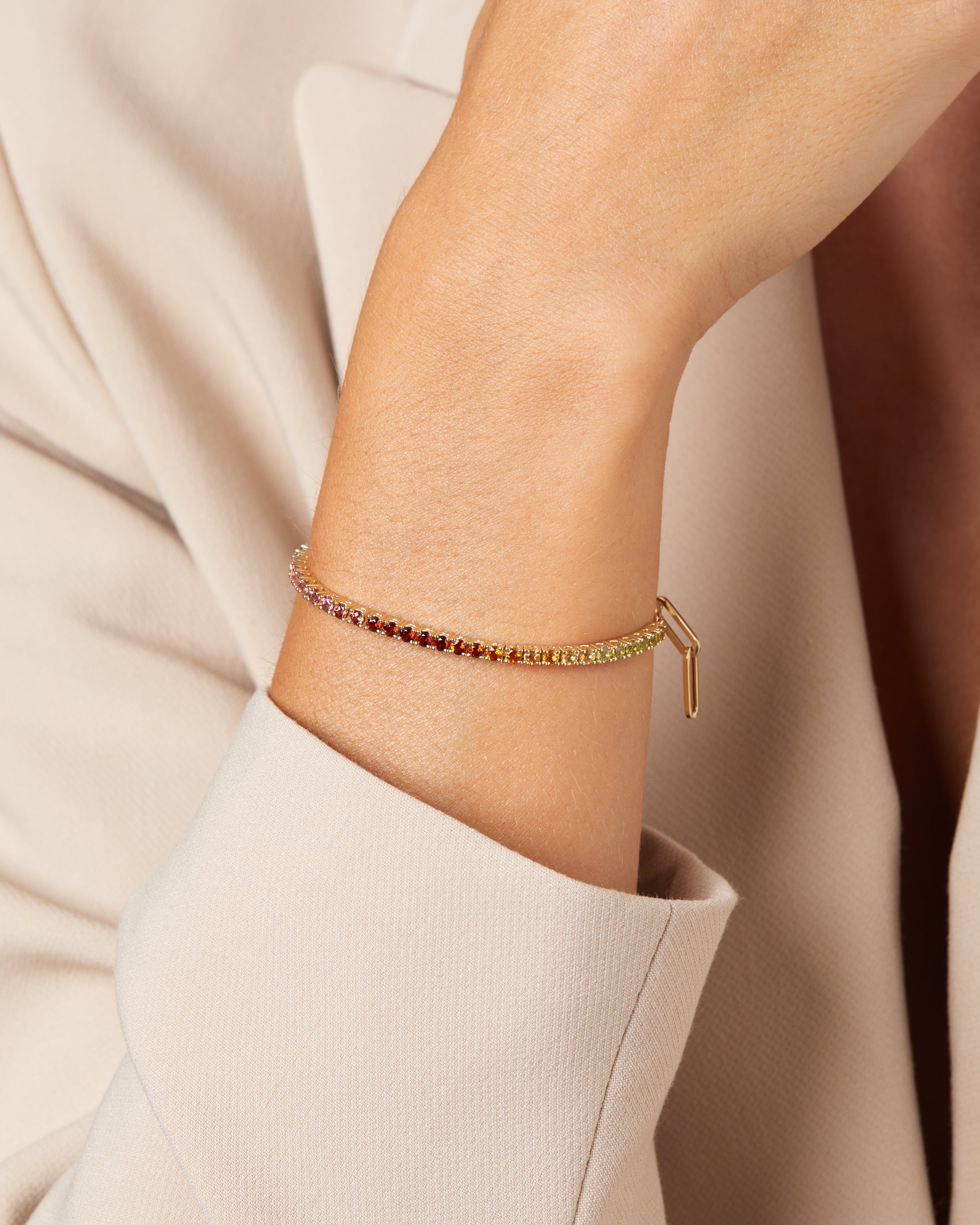 Yellow gold bracelet, 0.28 ct topaz, Ensemble