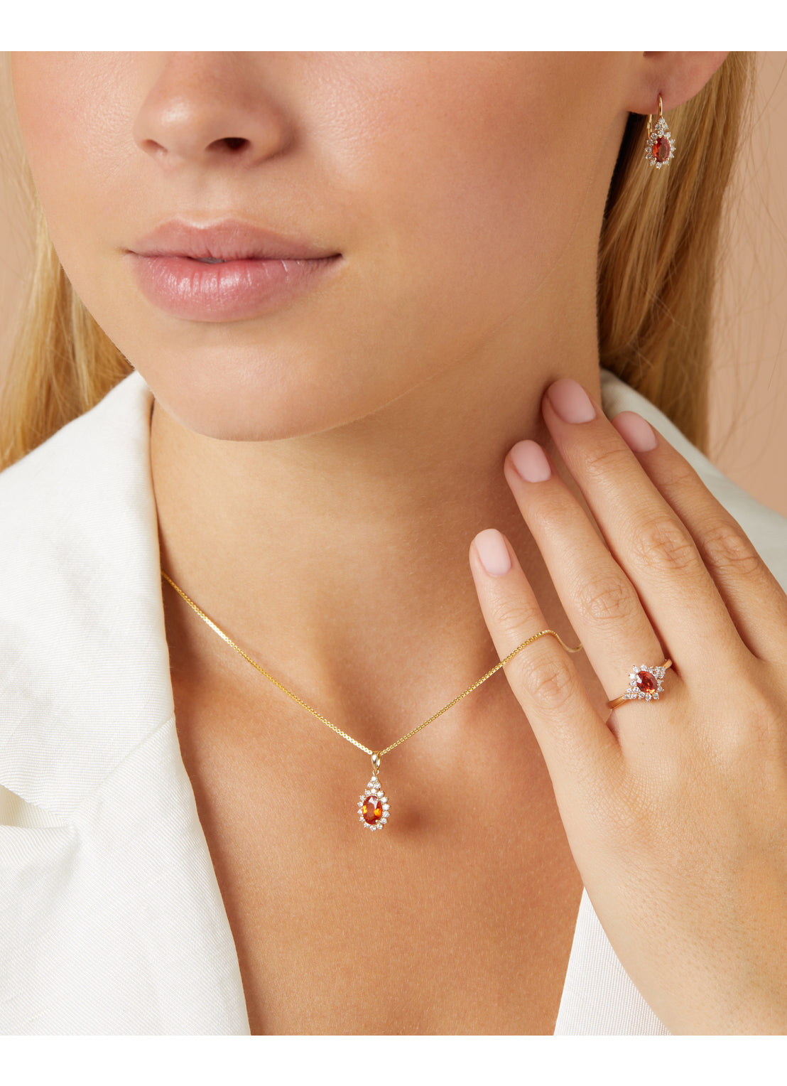 Yellow gold earrings, 1.21 ct orange sapphire (edited), Eden