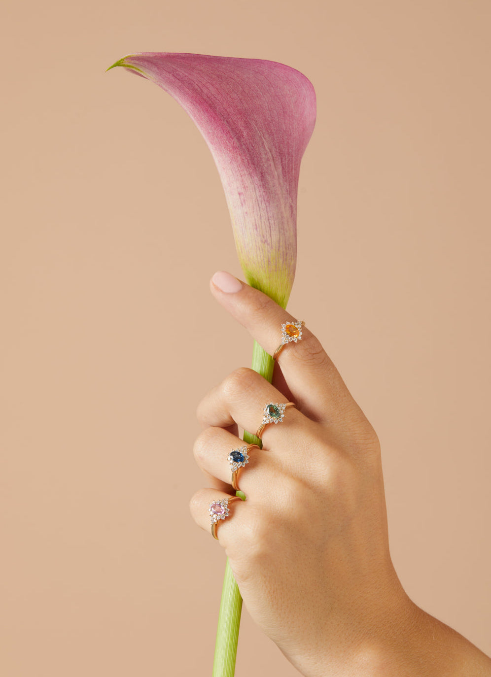 Geelgouden ring, 0.60 ct groene saffier, Eden