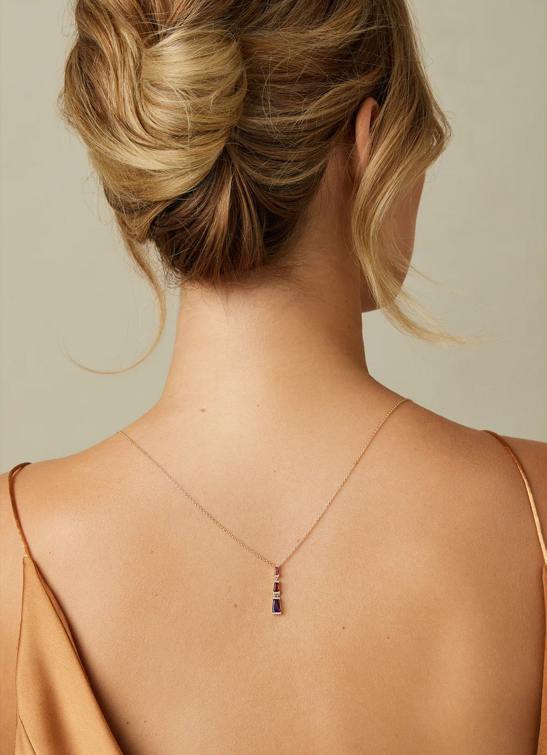 Yellow gold necklace, 0.73 ct Purple Amethist, Gallery