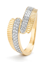 Yellow gold ring, 0.20 ct diamond, caviar