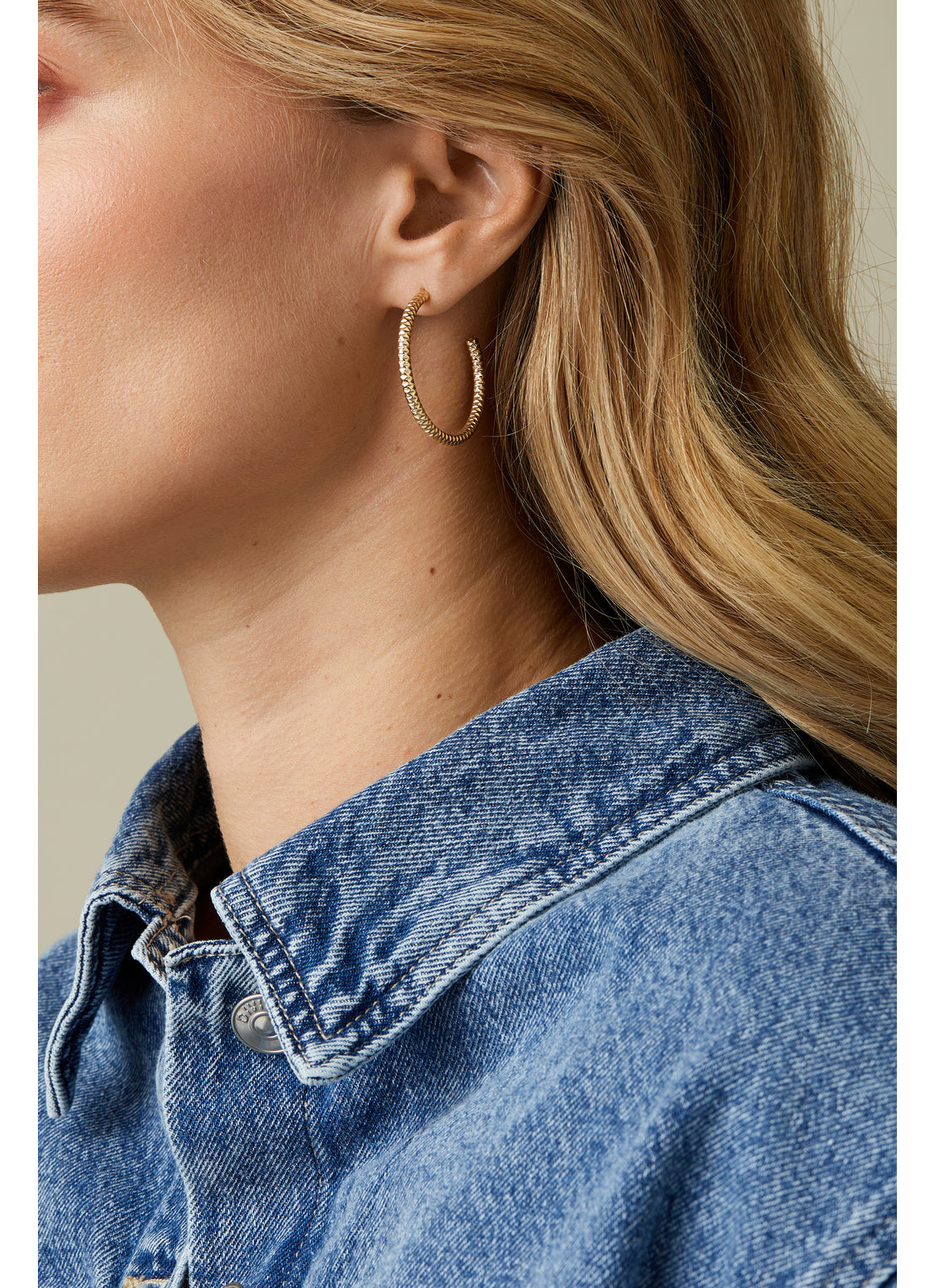 Geelgouden massieve oorsieraden Timeless Treasures