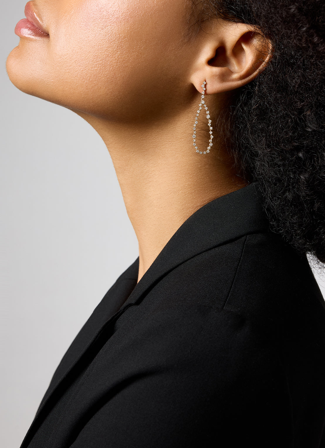 Yellow gold earrings, 1.22 ct diamond, Gallery