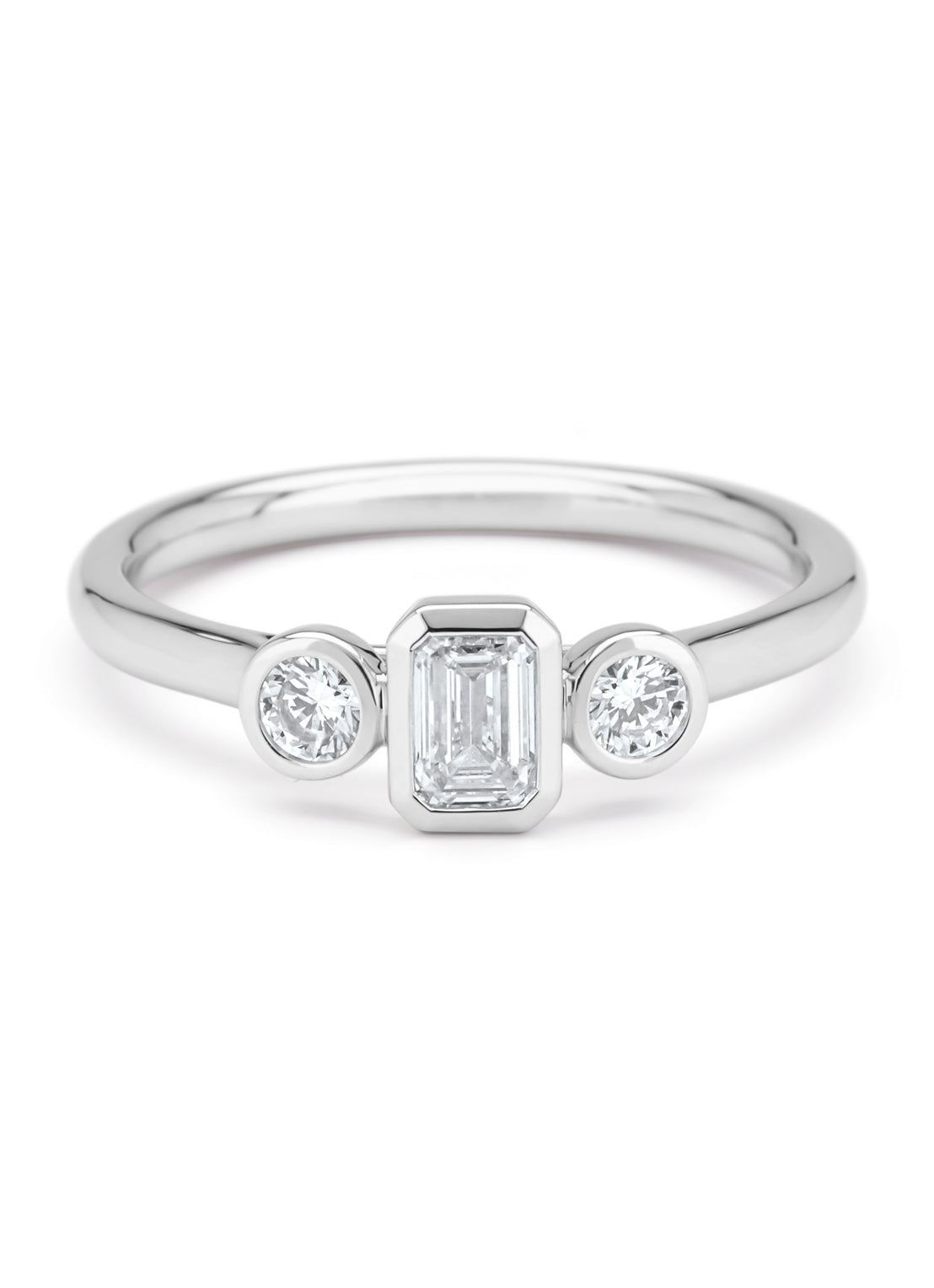 Witgouden ring, 0.62 ct diamant, Gallery