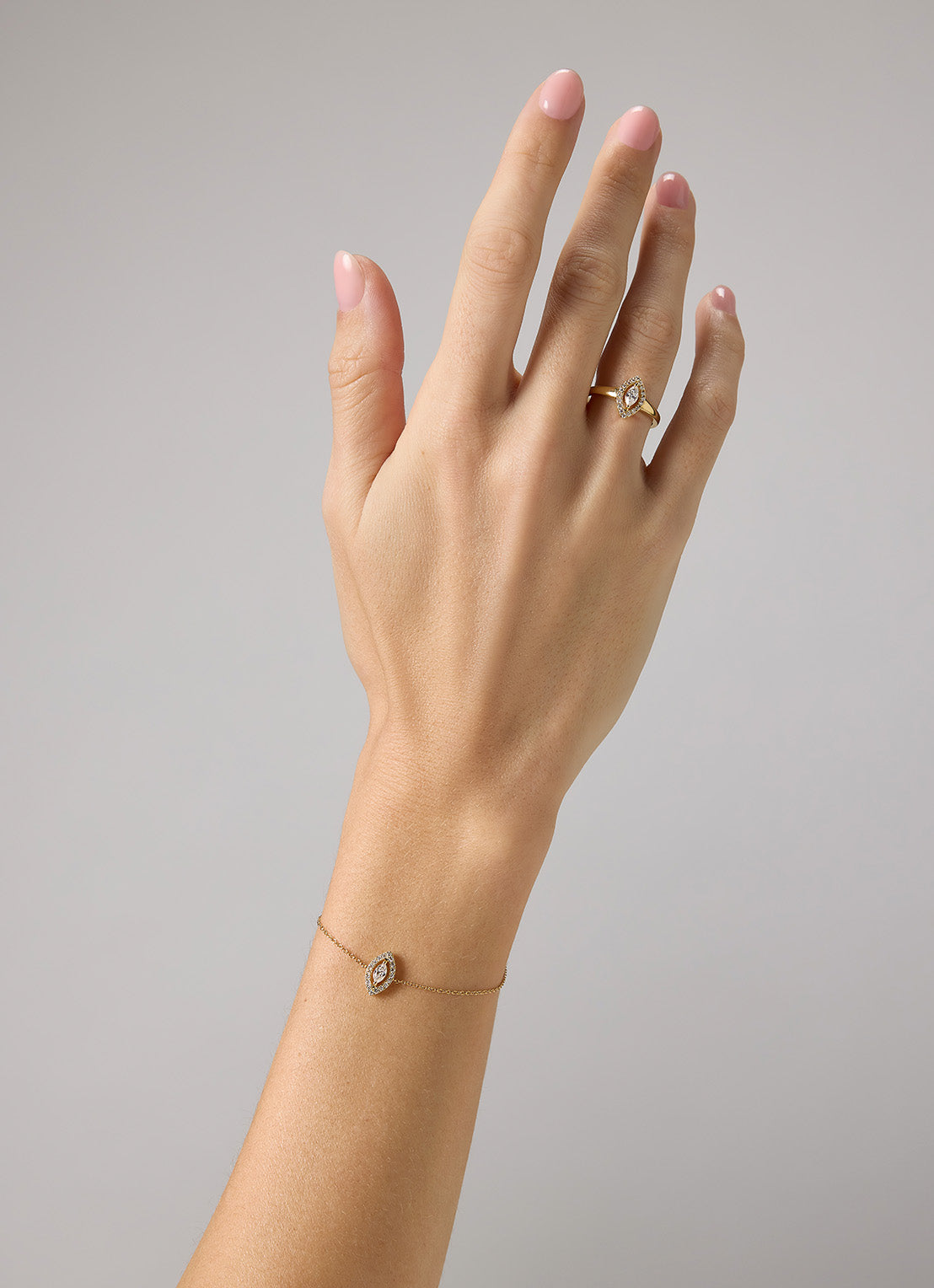 Geelgouden armband, 0.27 ct diamant, Petite Romance