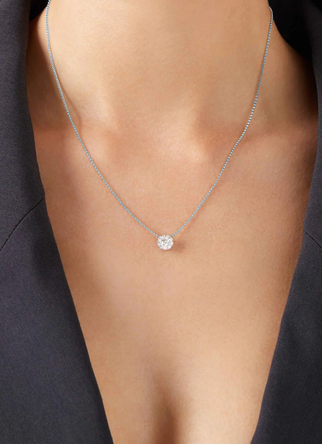 Witgouden collier, 0.43 ct diamant, Hearts & Arrows