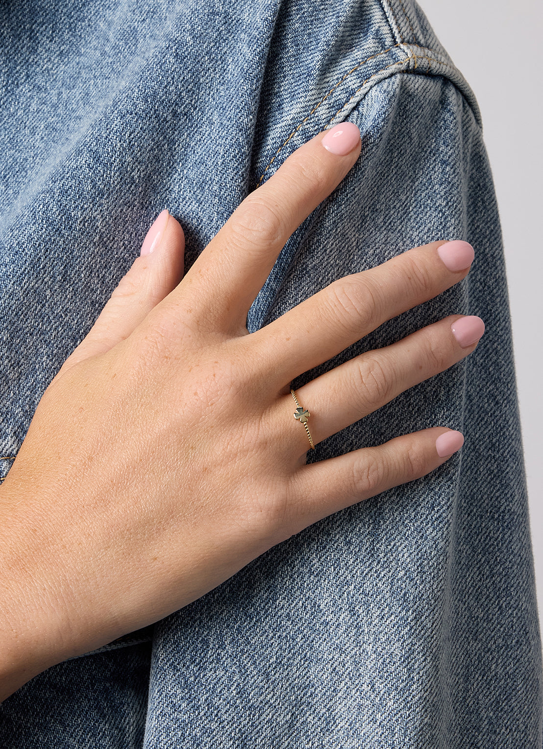 Yellow gold ring Marigold
