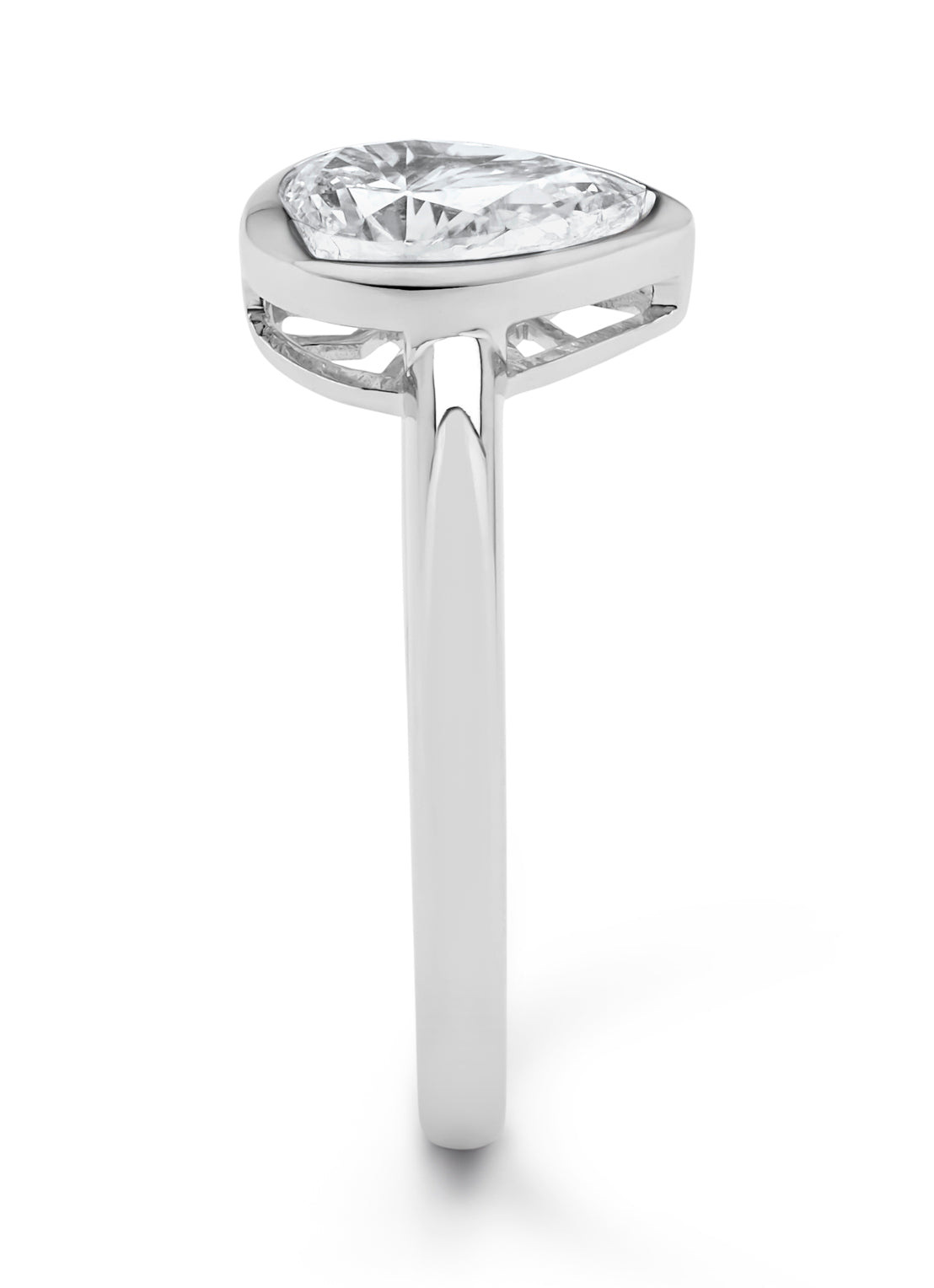 White gold ring, 0.71 ct diamond, Solitaire