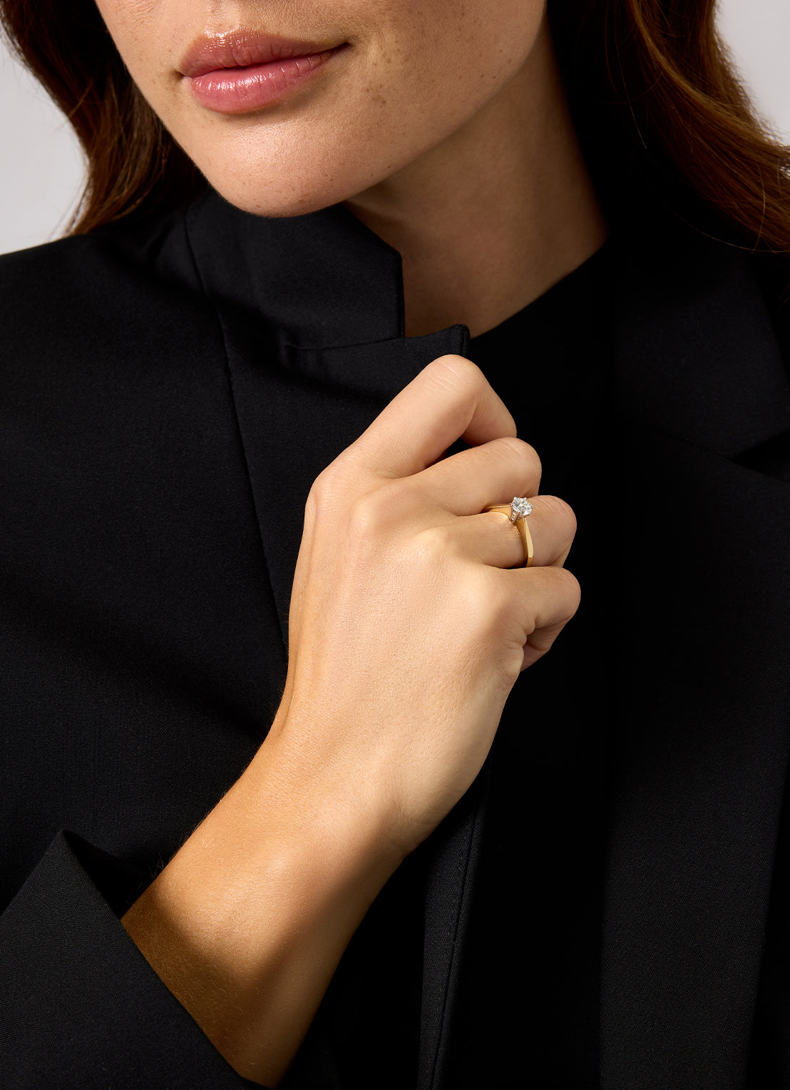 Yellow gold solitary ring, 0.60 ct diamond, Groeibriljant