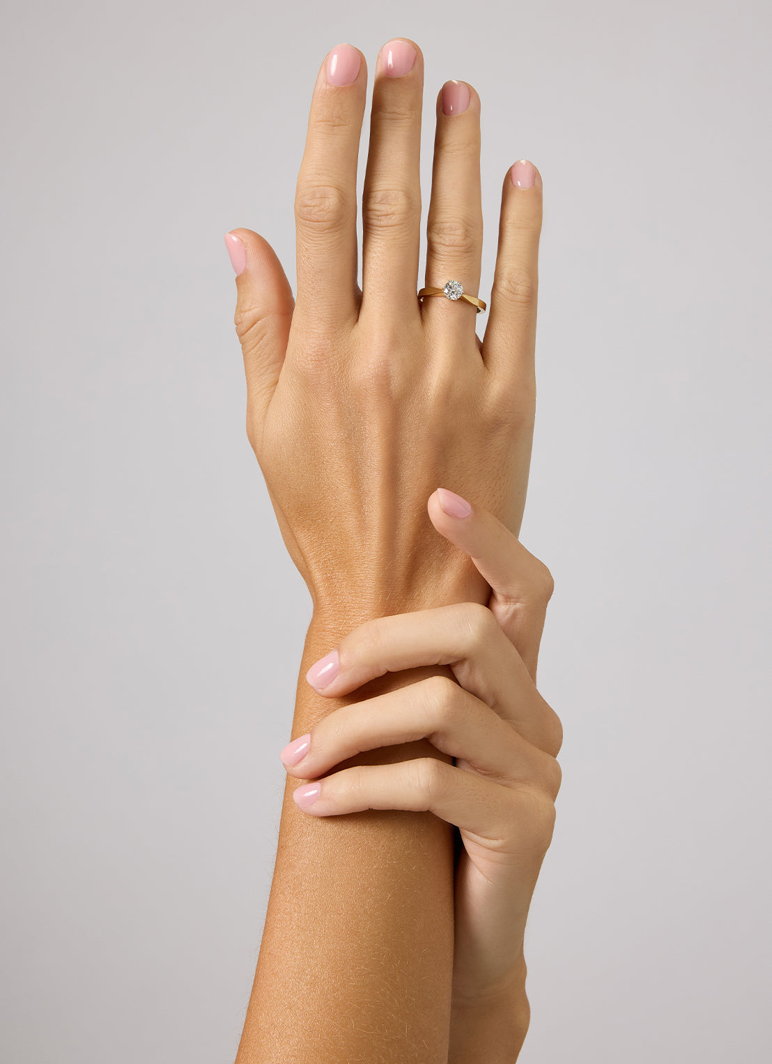 Witgouden solitairring, 0.65 ct diamant, Groeibriljant