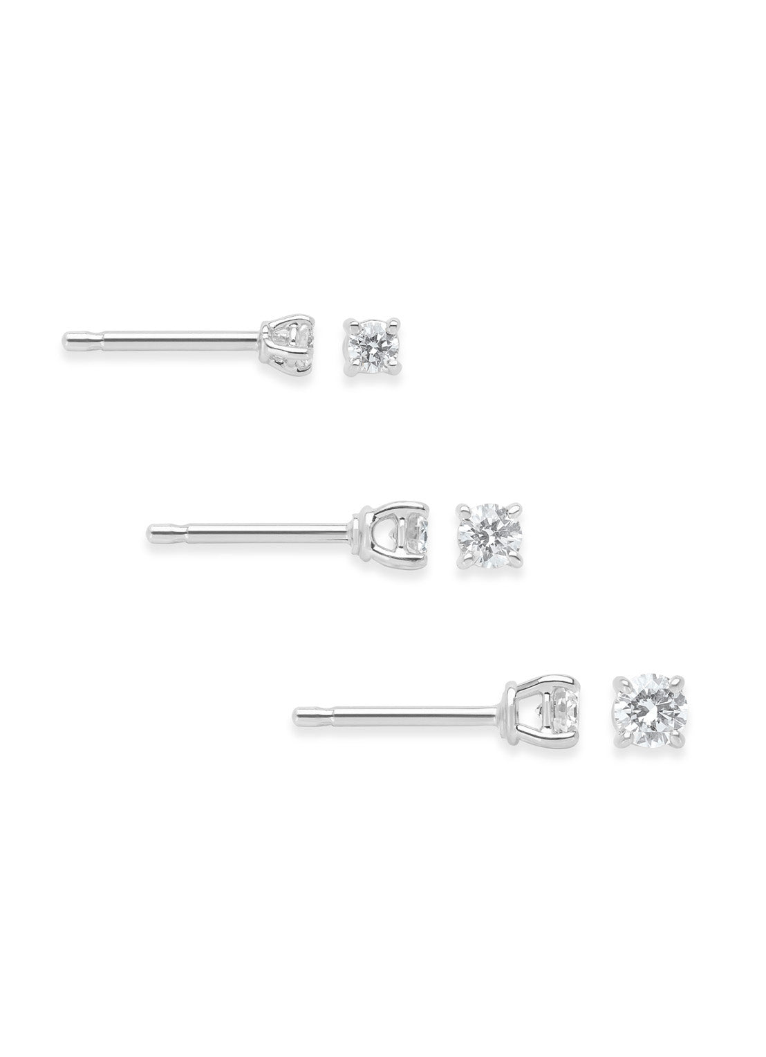 White gold solitary ear plugs, 0.24 ct diamond, Groeibriljant