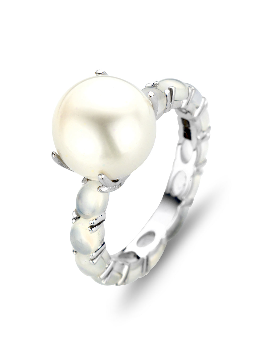 Pearl ring Pearls
