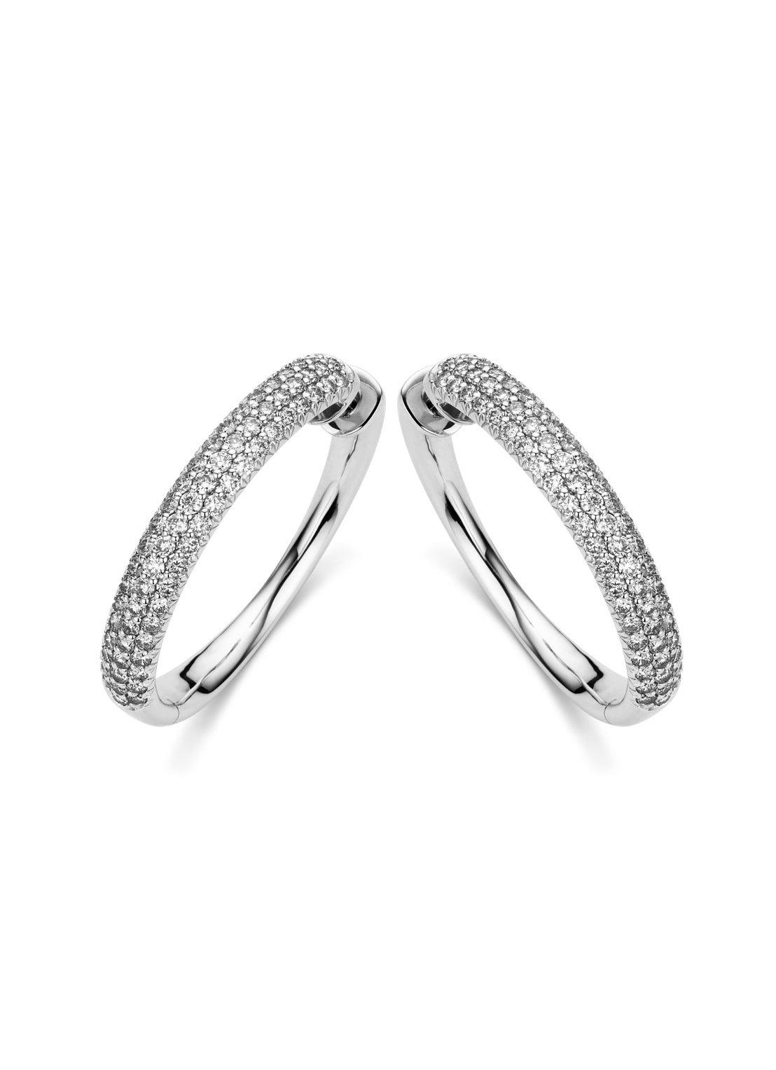 White gold earrings, 1.94 ct diamond, Caviar