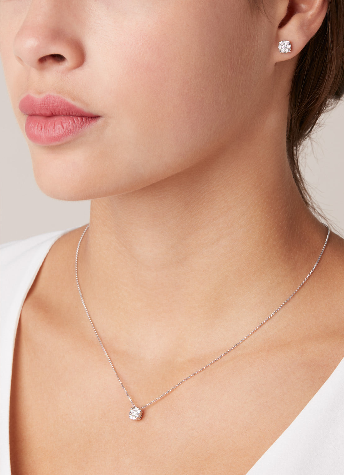 Witgouden collier, 0.29 ct diamant, Enchanted