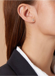 White gold ear jewelry, 0.36 CT Diamond, Hearts & Arrows