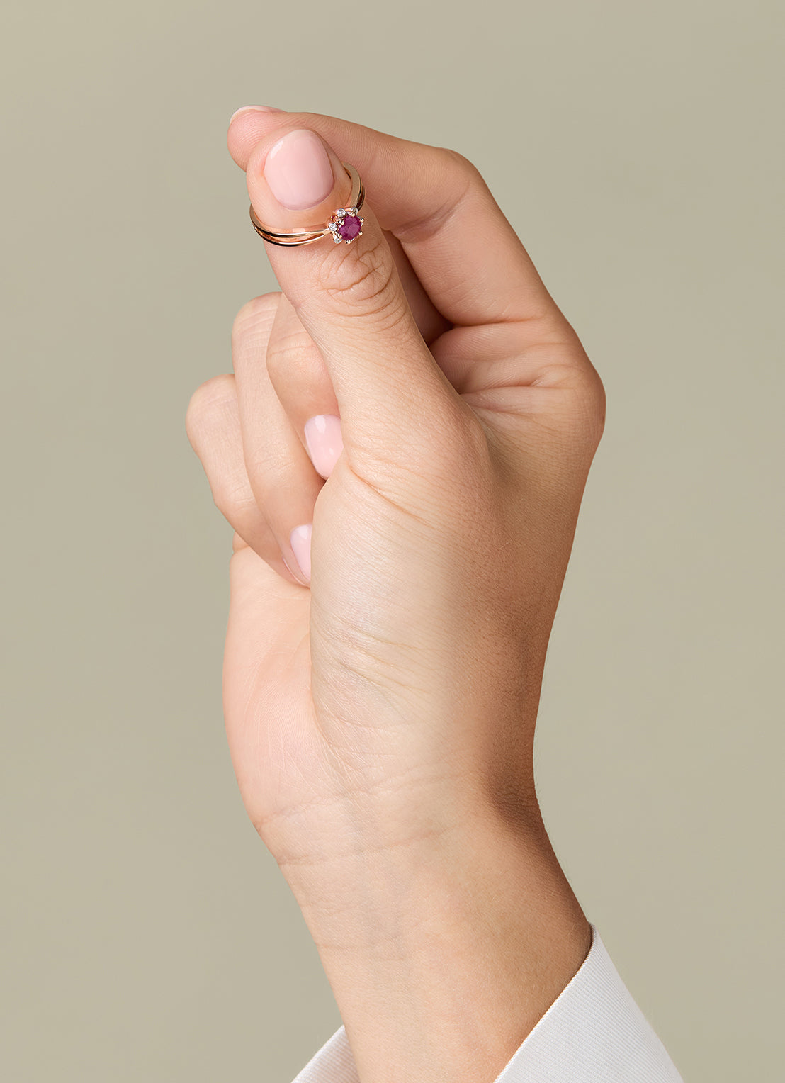 Rose gold ring, 0.44 ct ruby, Empress