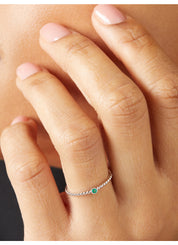 Witgouden ring, 0.04 ct smaragd, Joy