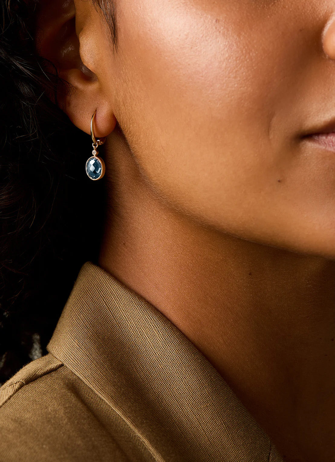 Yellow gold ear jewelry, 3.17 ct topaz, philosophy